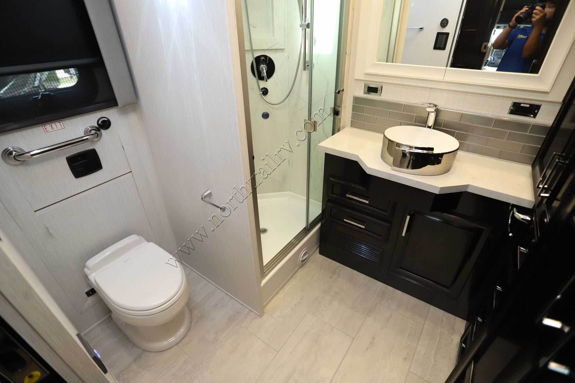 Used 2025 Newmar Super Star 4059 Super C  For Sale