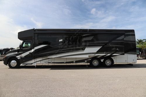 2027 Newmar Supreme Aire 4505