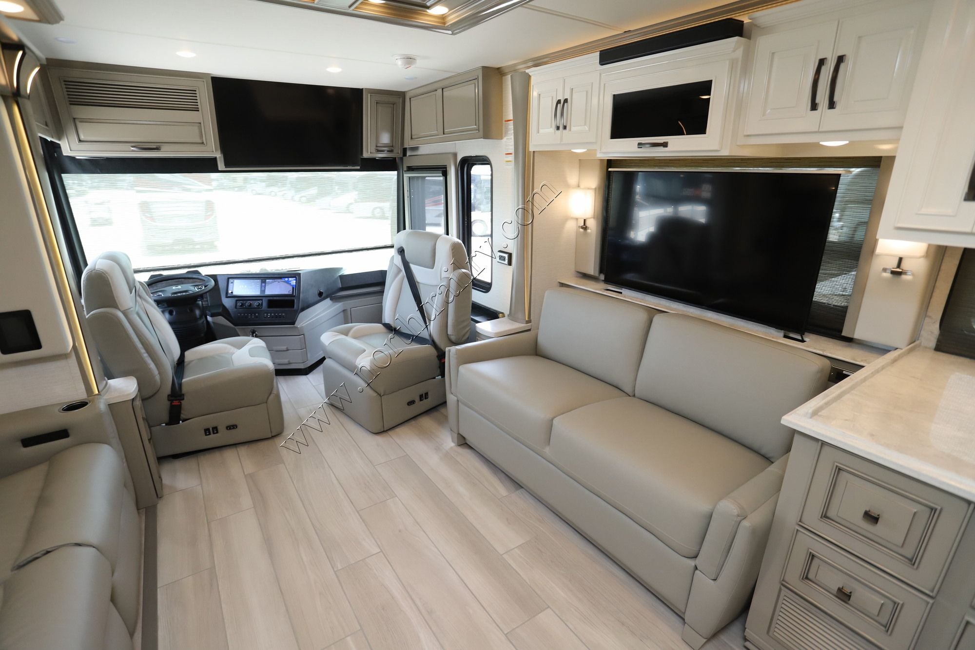 New 2027 Newmar Dutch Star 4081 Class A  For Sale