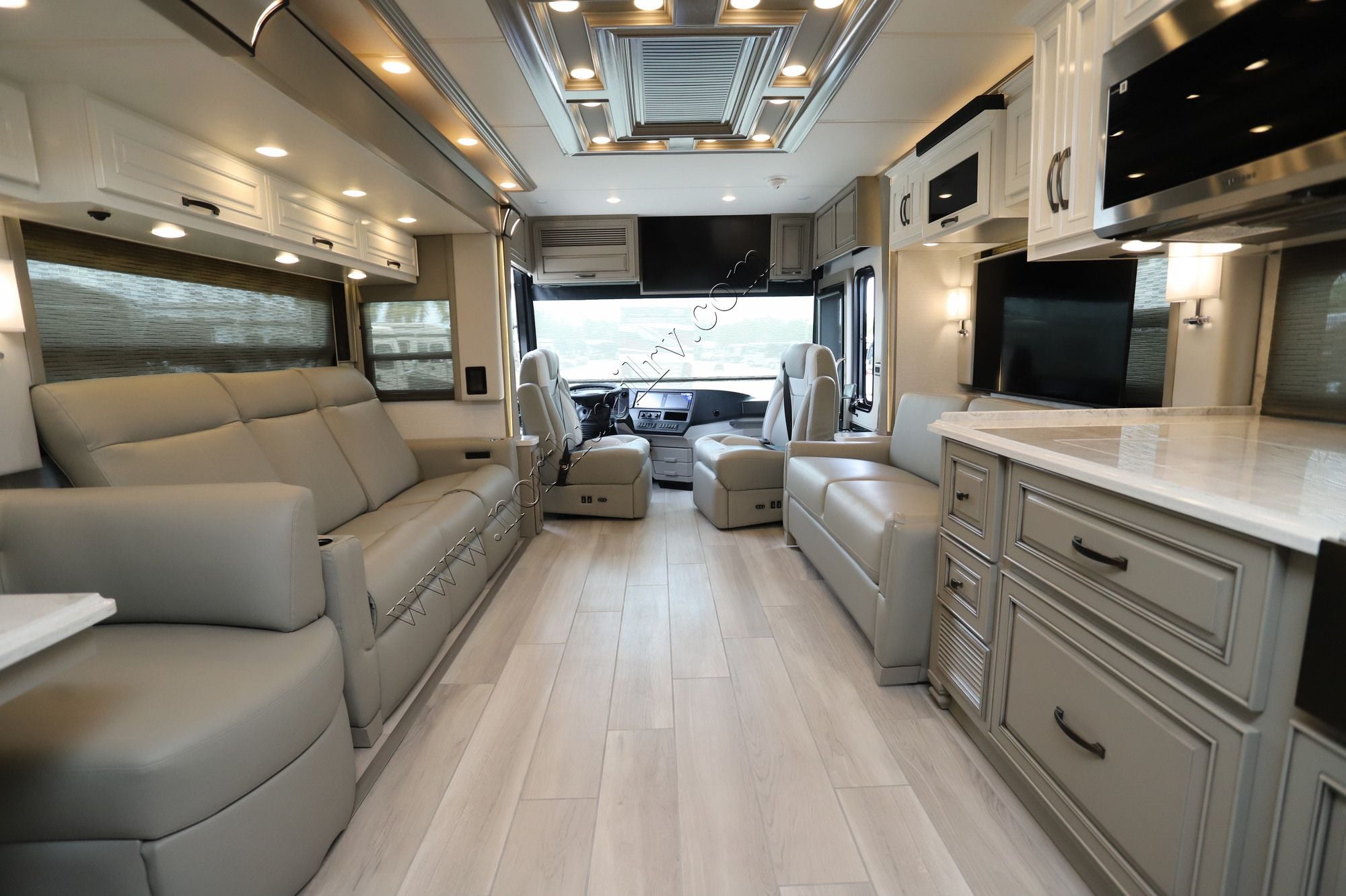 New 2027 Newmar Dutch Star 4081 Class A  For Sale