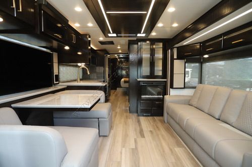 2027 Newmar New Aire 3543