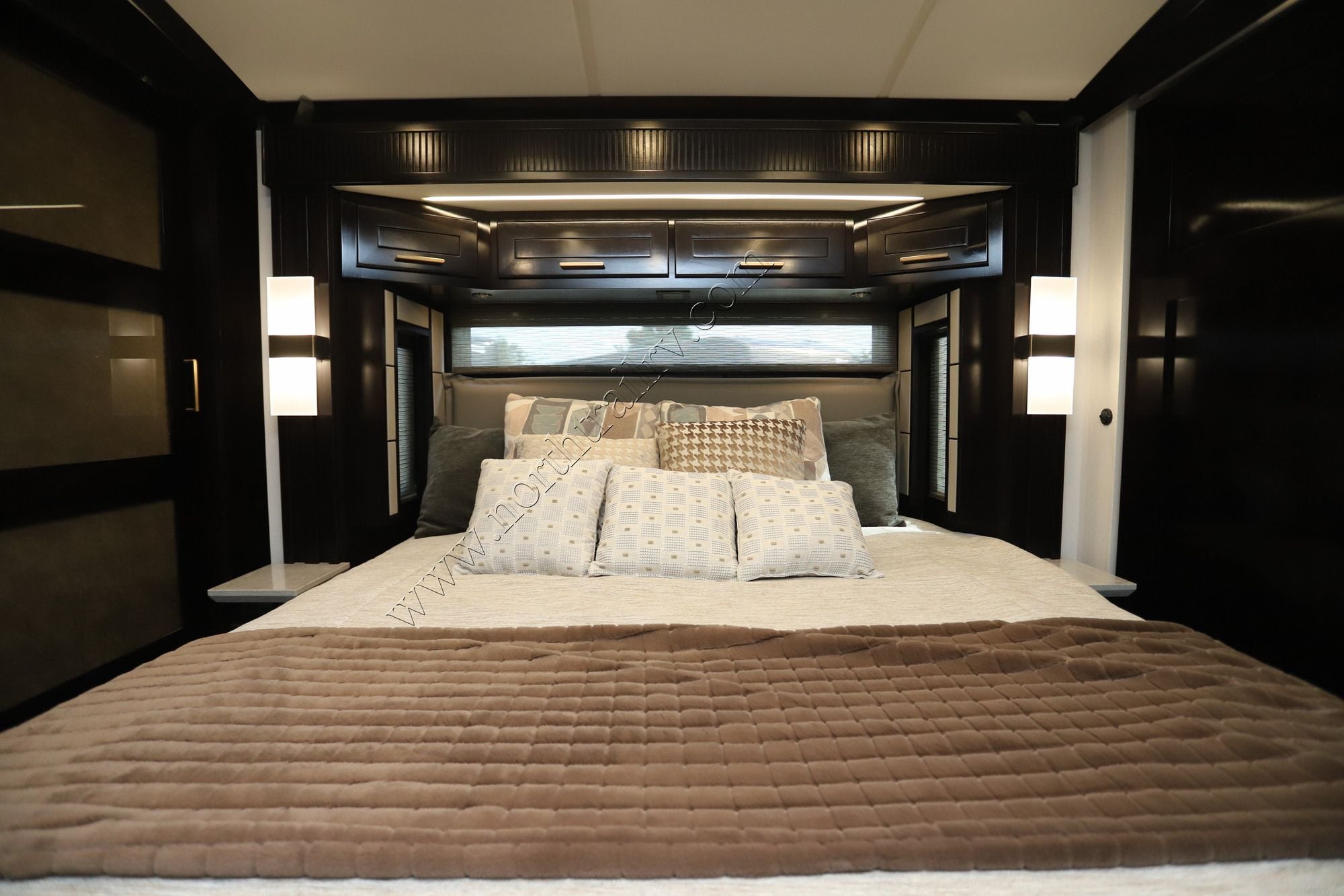 New 2027 Newmar New Aire 3543 Class A  For Sale