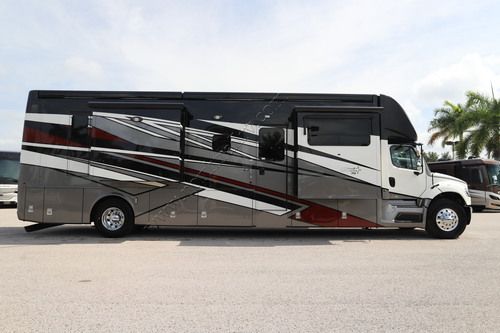 2025 Newmar Super Star 4059