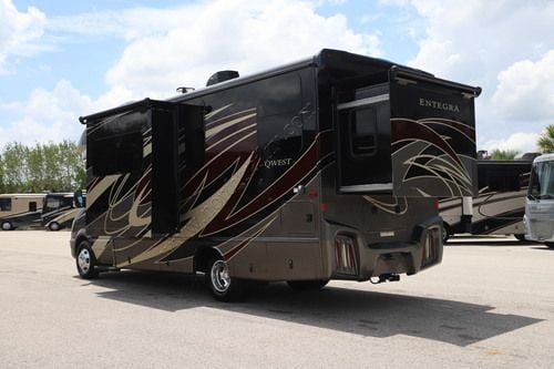 2019 Entegra Qwest 24K