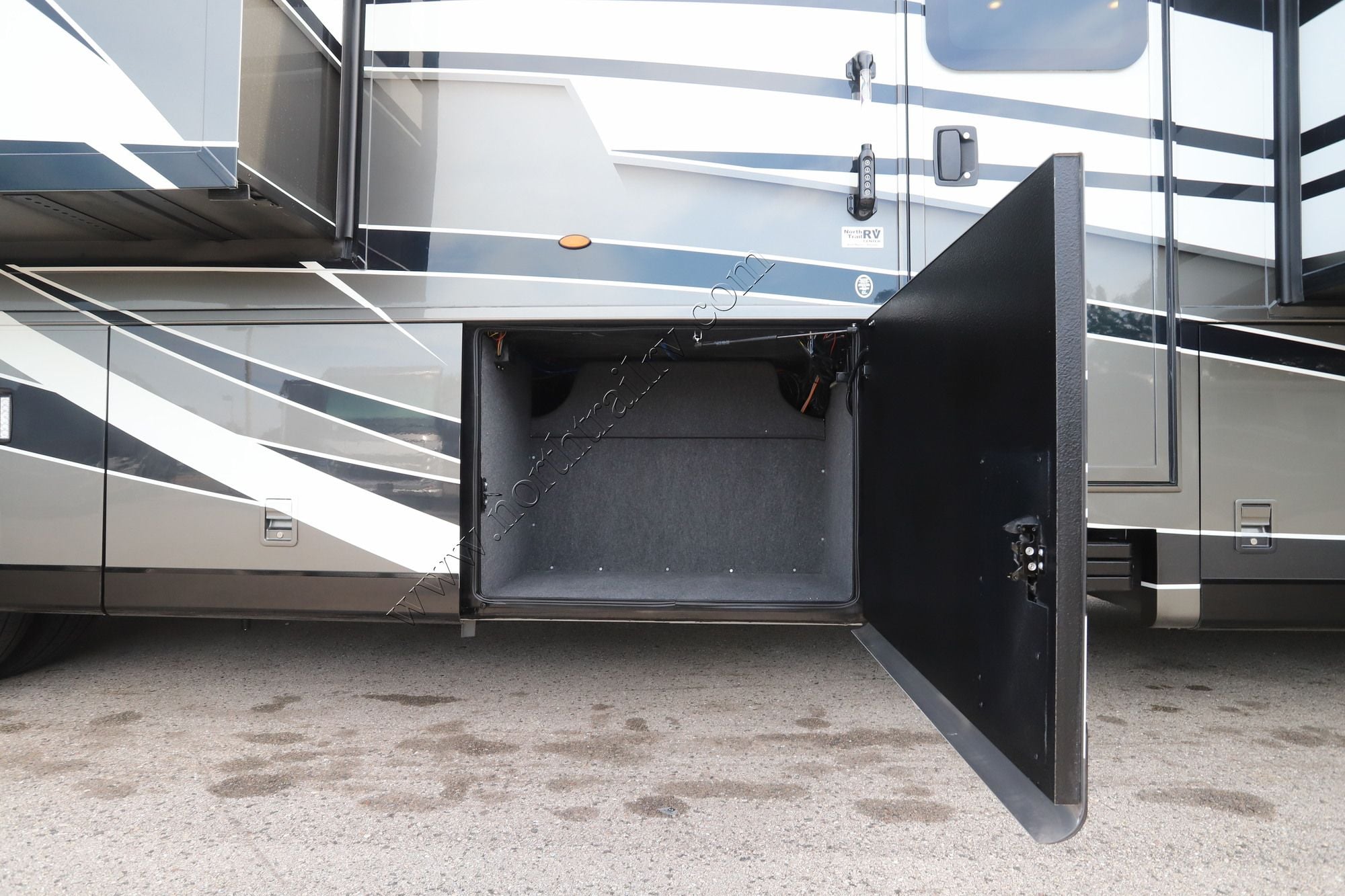 New 2027 Newmar Supreme Aire 4141 Super C  For Sale