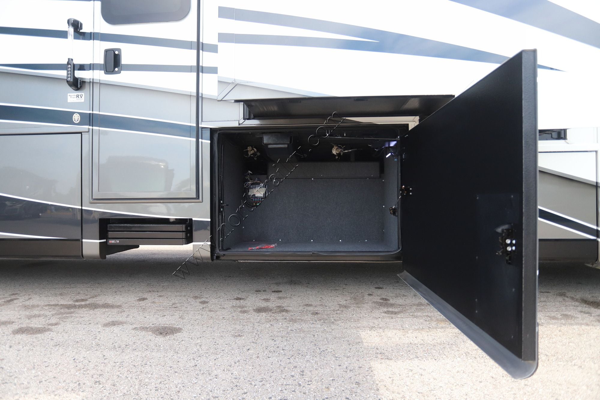 New 2027 Newmar Supreme Aire 4141 Super C  For Sale