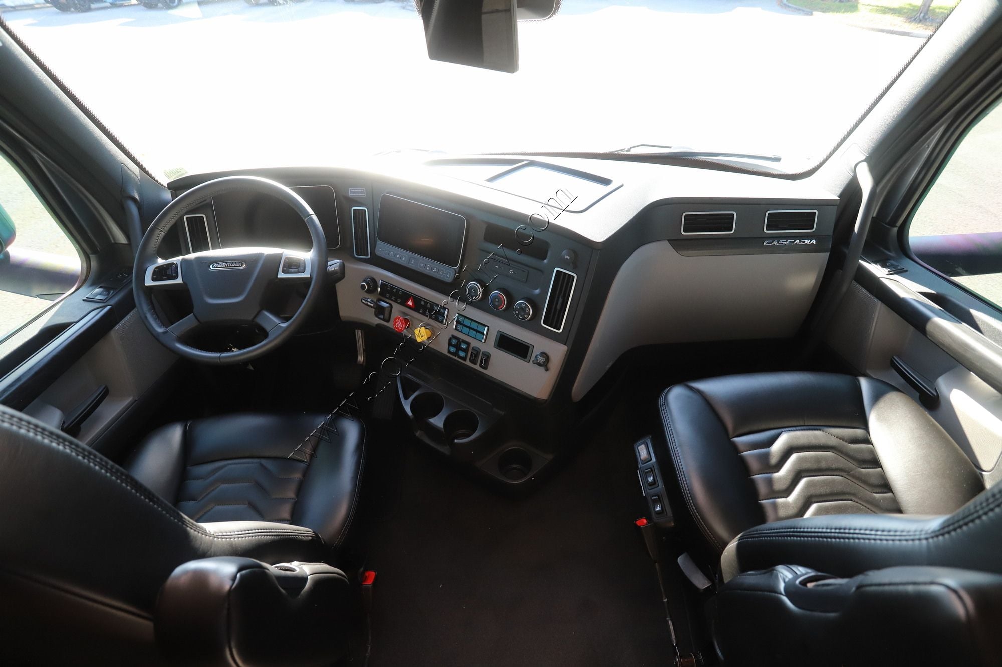 New 2027 Renegade Rv Explorer 40ERB Super C  For Sale