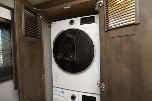 2027 Newmar New Aire 3547