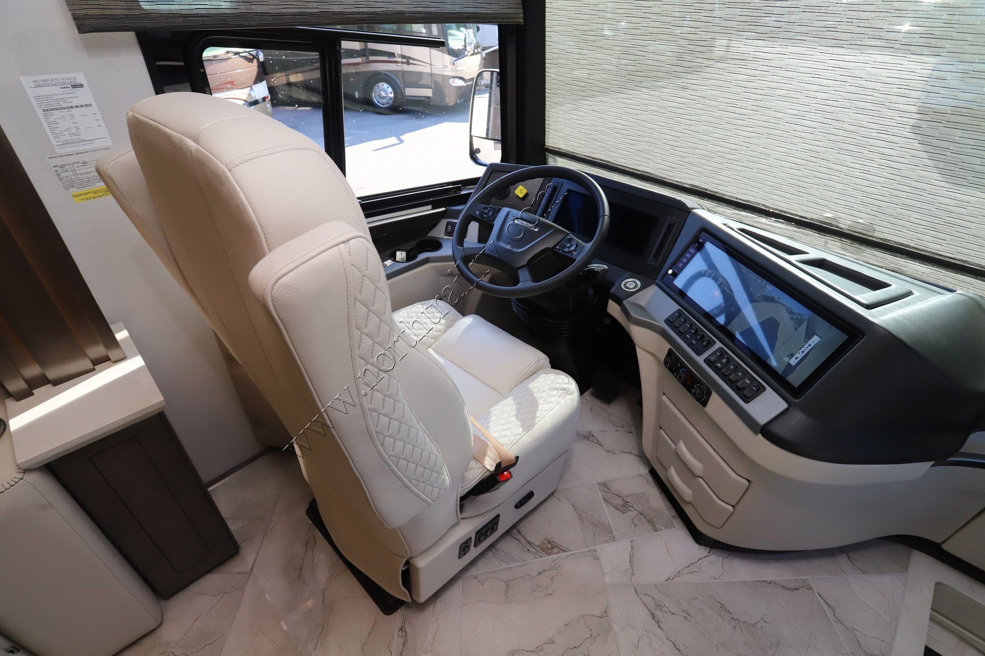New 2027 Newmar New Aire 3547 Class A  For Sale