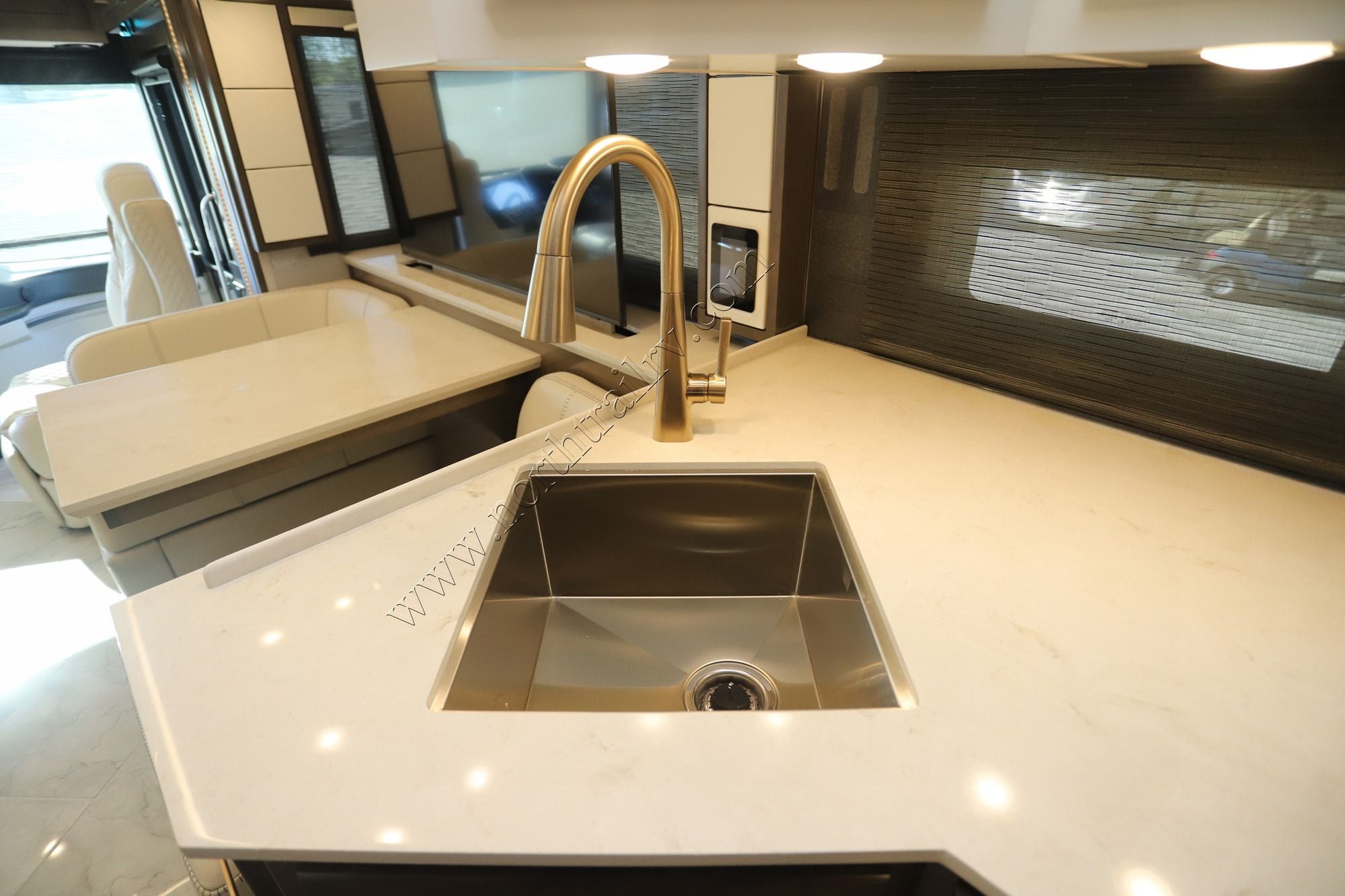 New 2027 Newmar New Aire 3547 Class A  For Sale