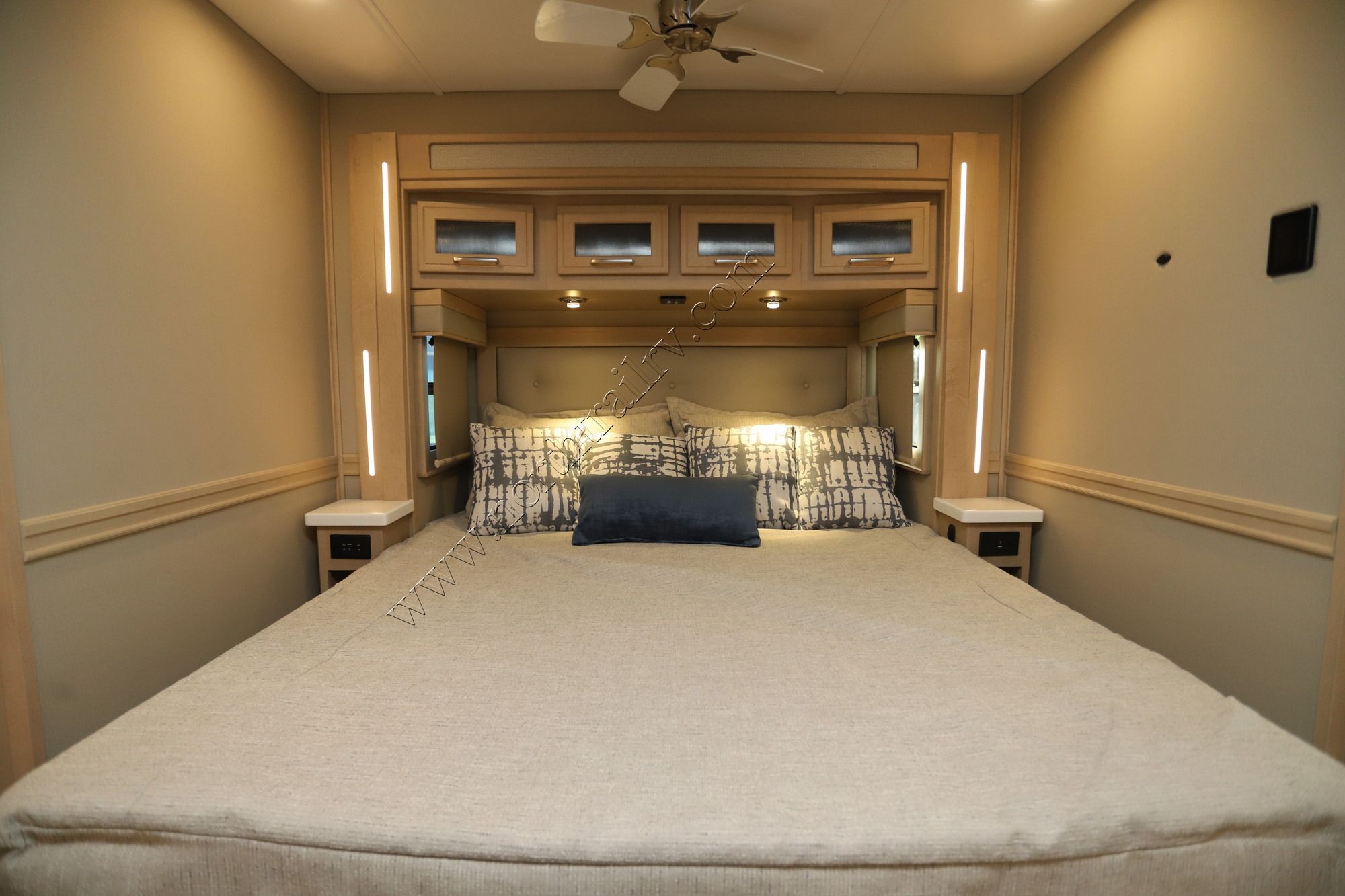 New 2027 Renegade Rv Explorer 40ERB Super C  For Sale