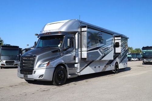 2027 Renegade Rv Explorer 40ERB