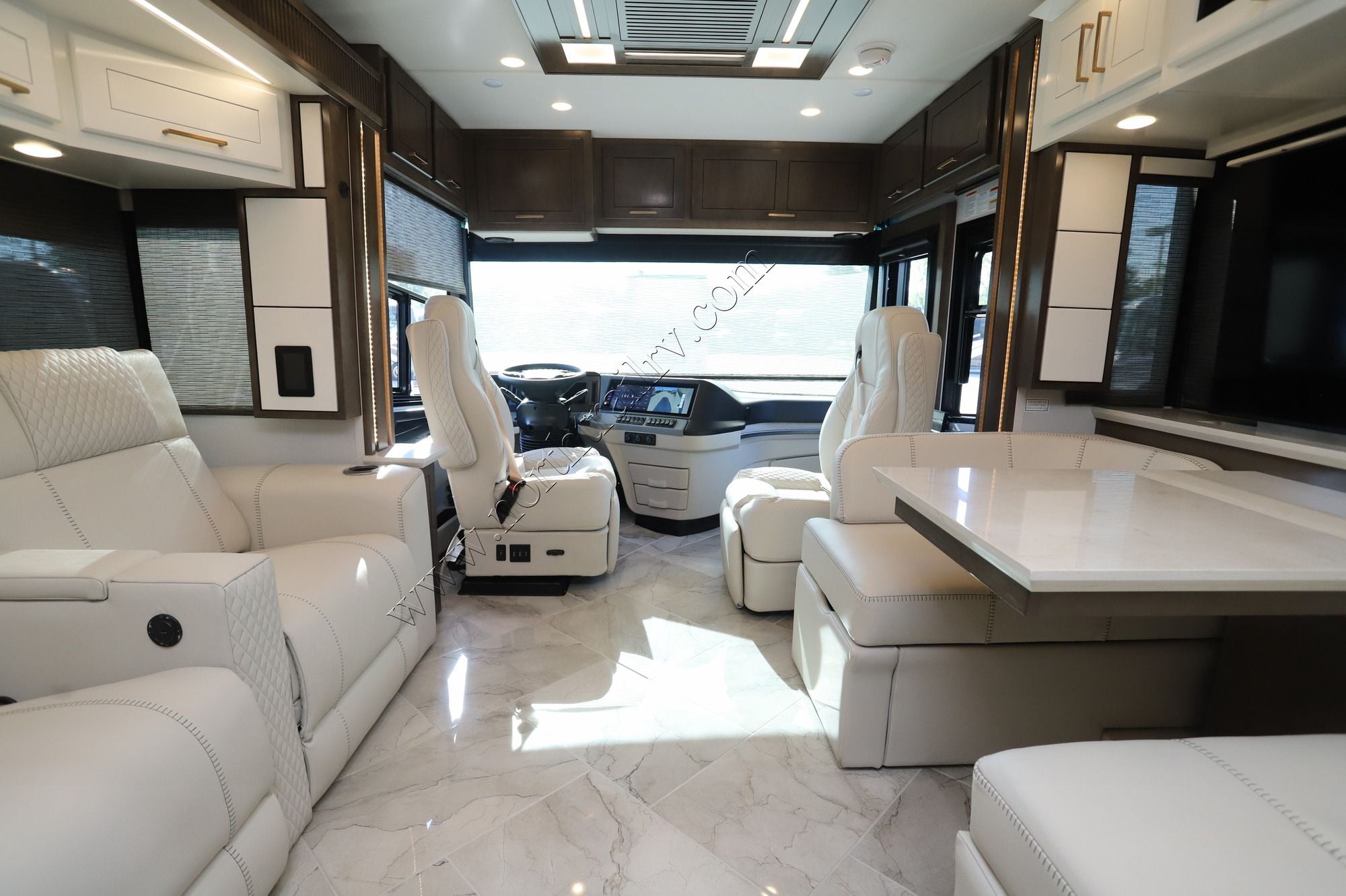New 2027 Newmar New Aire 3547 Class A  For Sale