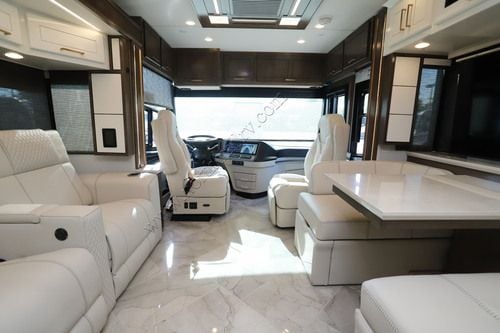 2027 Newmar New Aire 3547