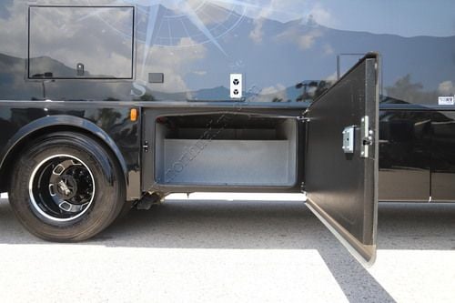 2027 Dynamax Europa 31SS