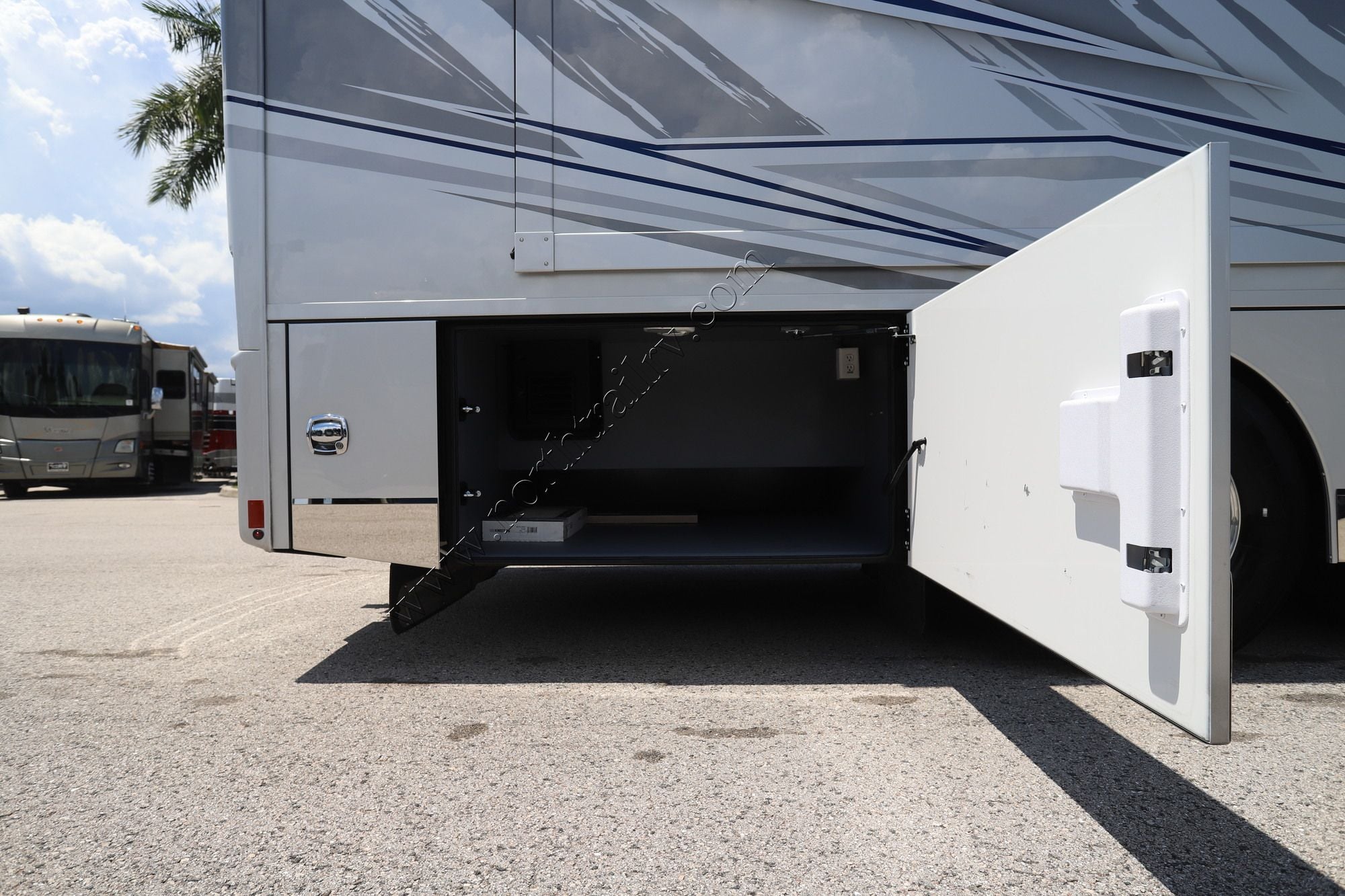 Used 2025 Renegade Rv Xl 45QS Super C  For Sale