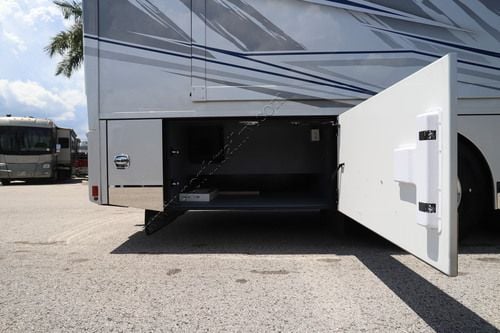 2025 Renegade Rv Xl 45QS