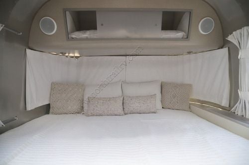 2026 Airstream Caravel 22FB Travel Trailer