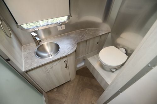 2025 Airstream International 23FBT