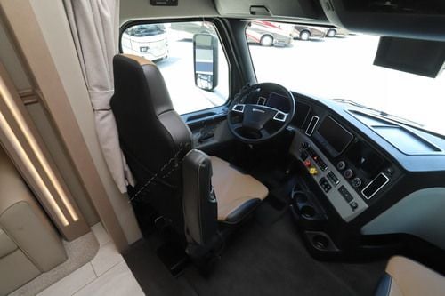 2025 Renegade Rv Xl 45QS