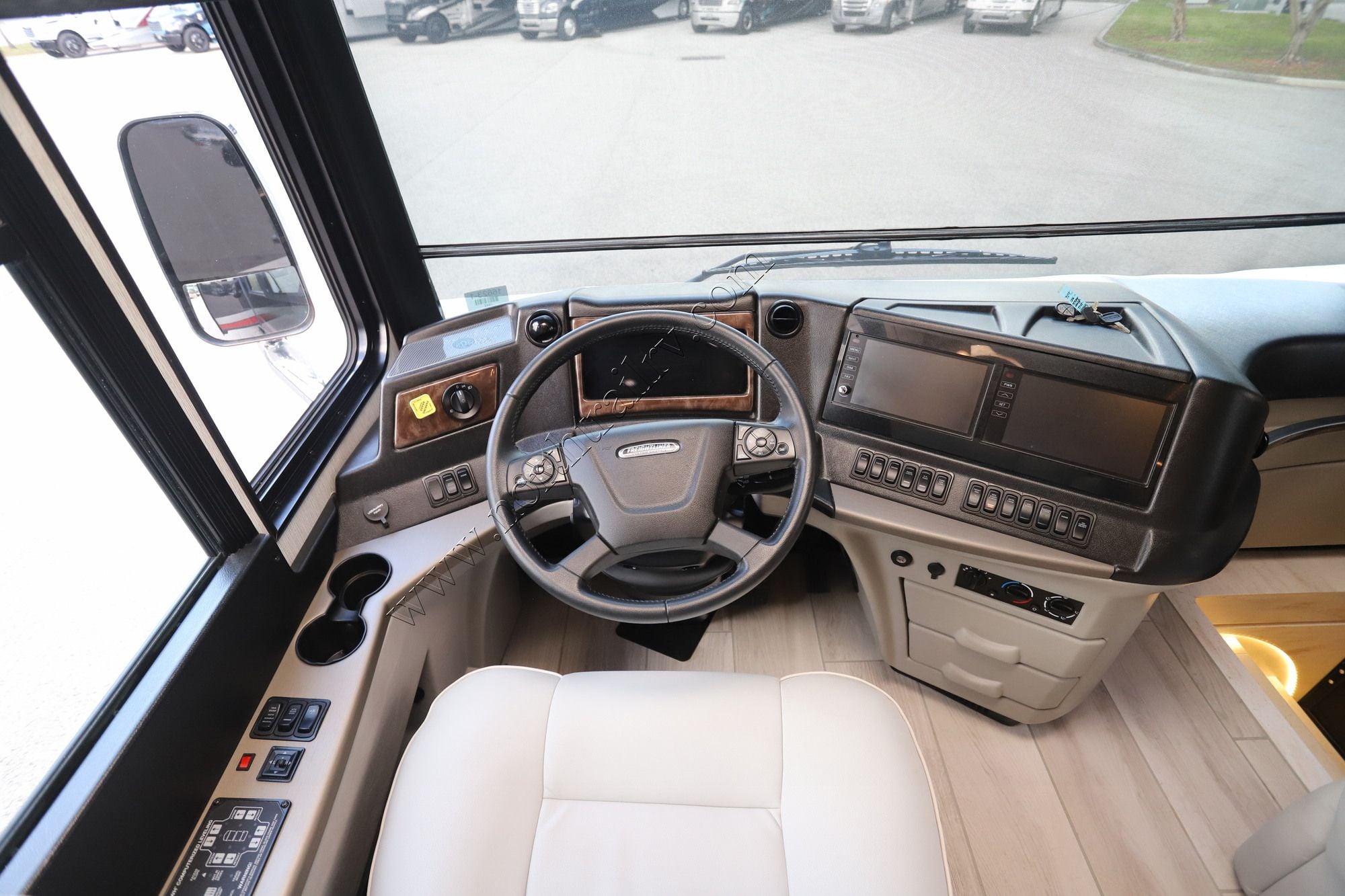 Used 2022 Newmar Dutch Star 4081 Class A  For Sale