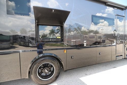 2027 Dynamax Europa 31SS