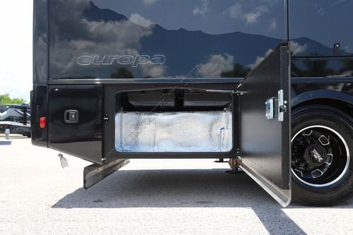 2027 Dynamax Europa 31SS