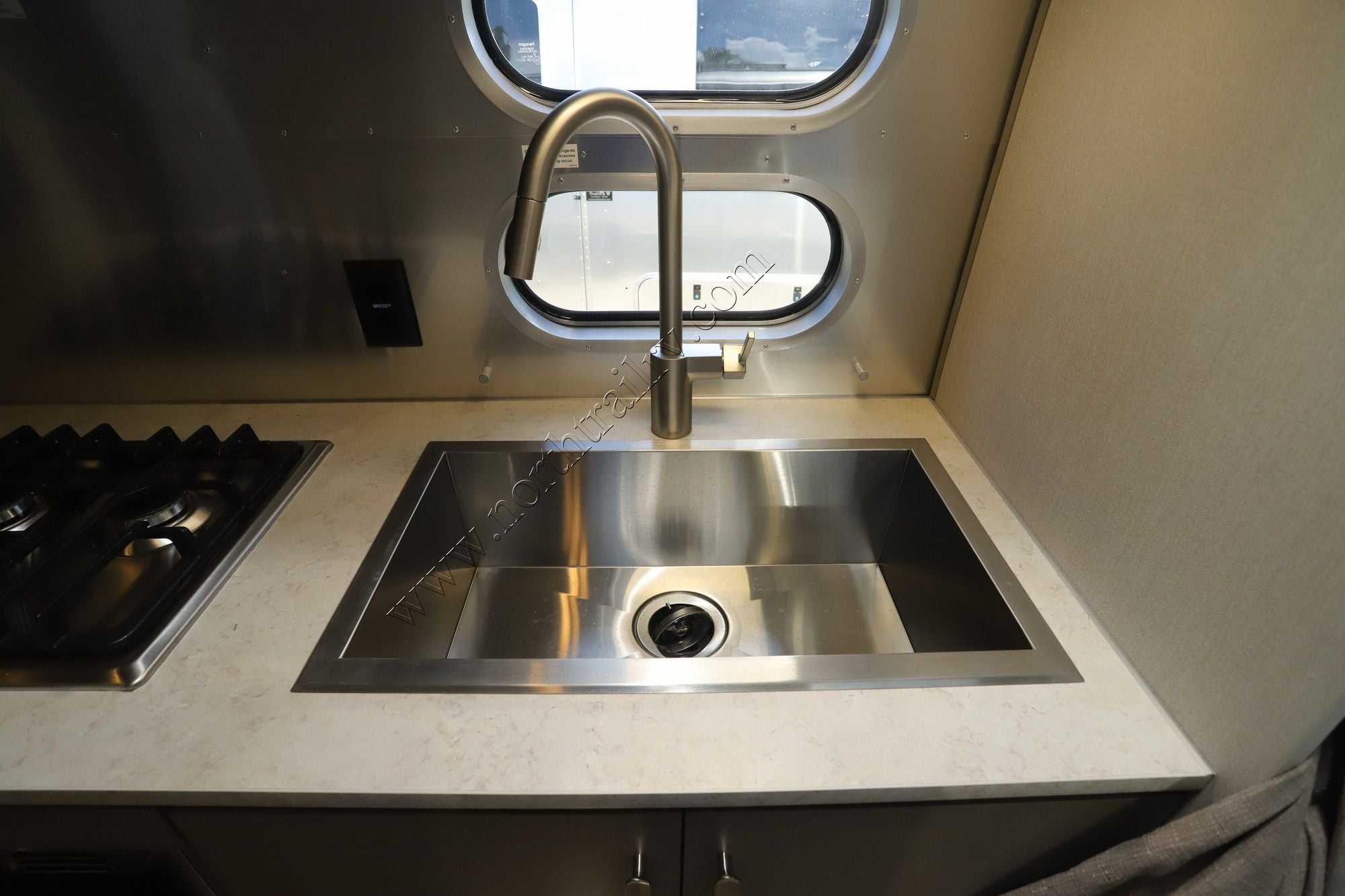 New 2026 Airstream Caravel 22FB Travel Trailer  For Sale