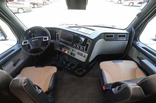 2025 Renegade Rv Xl 45QS