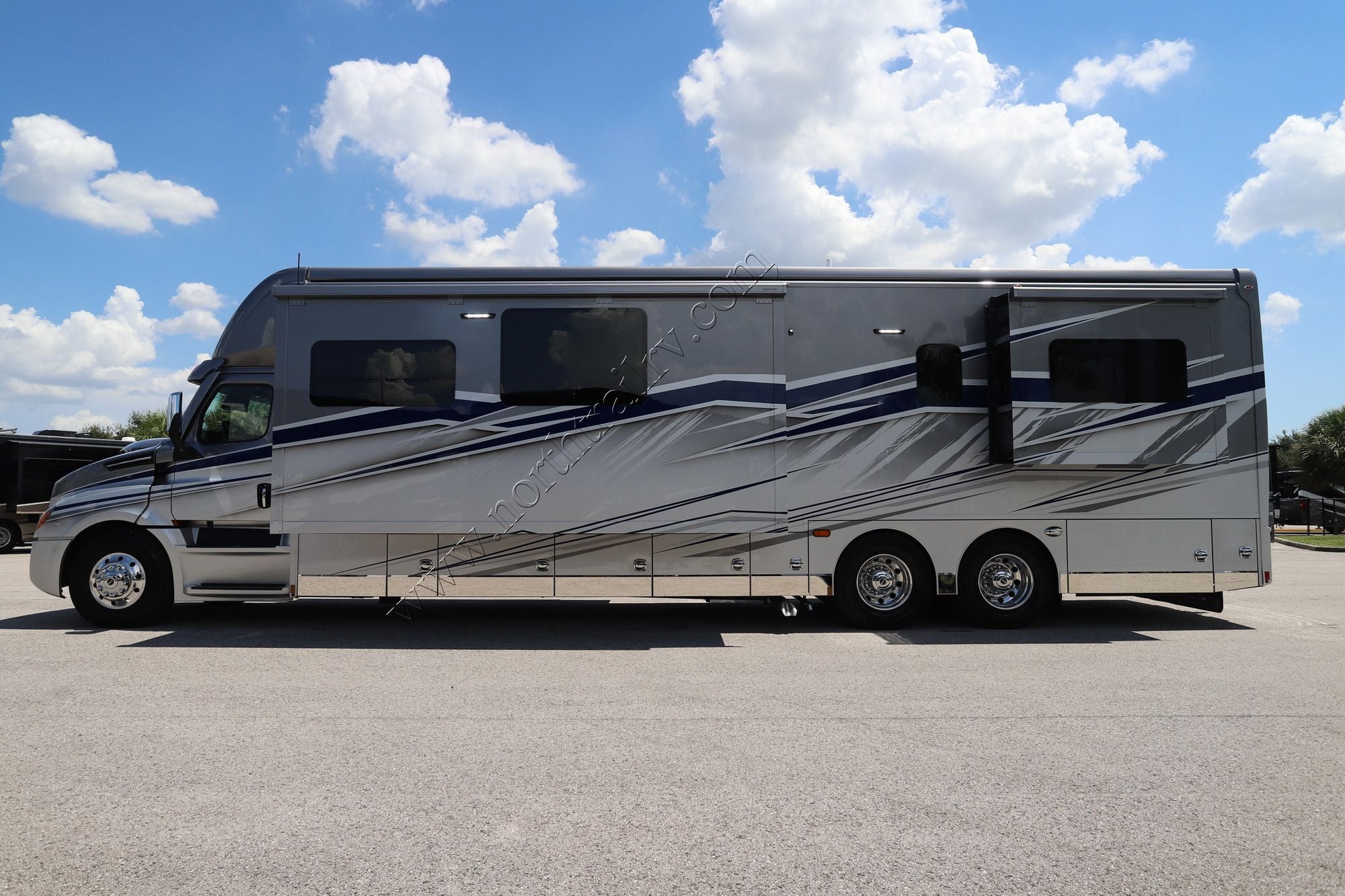 Used 2025 Renegade Rv Xl 45QS Super C  For Sale