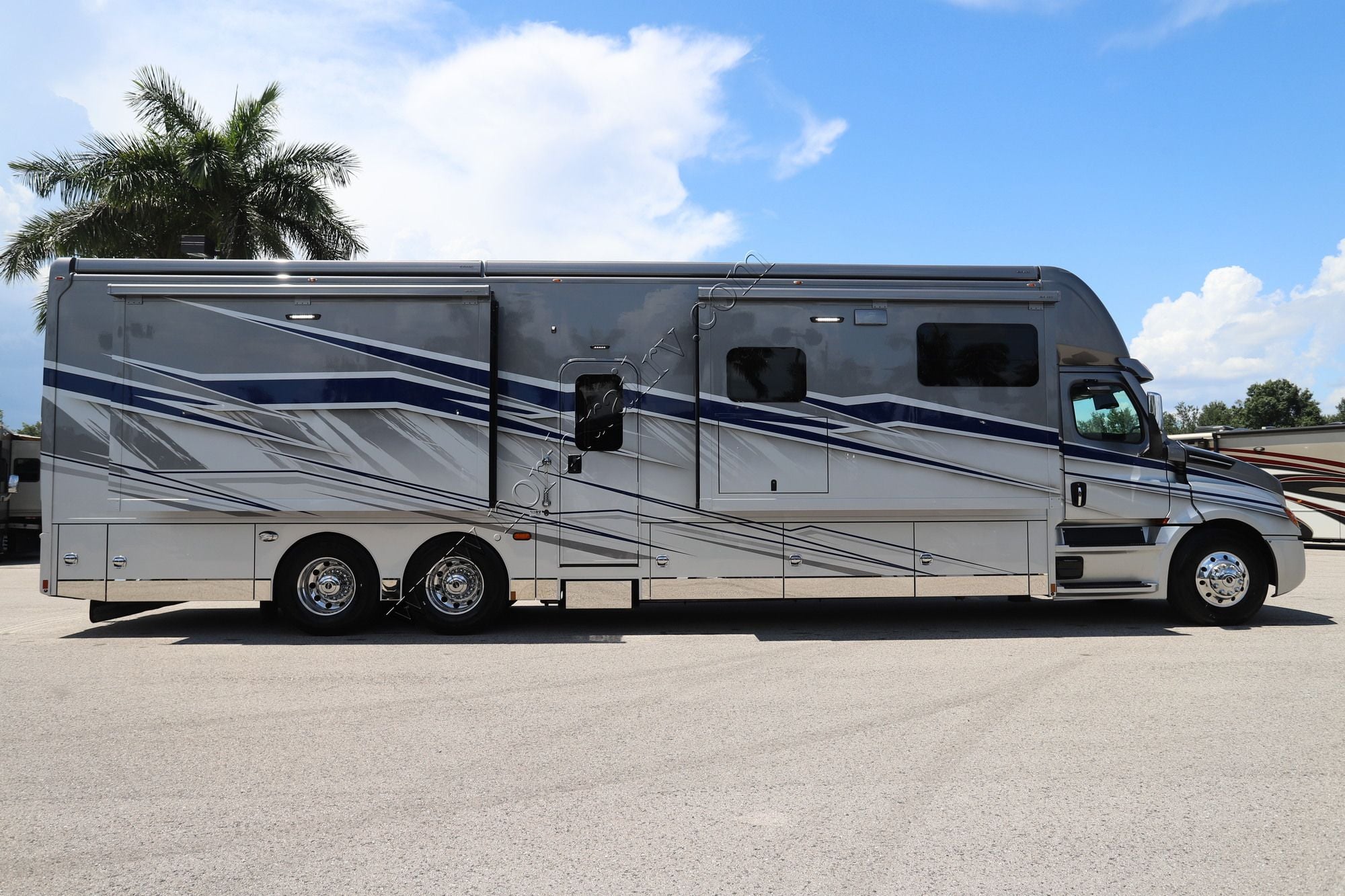Used 2025 Renegade Rv Xl 45QS Super C  For Sale