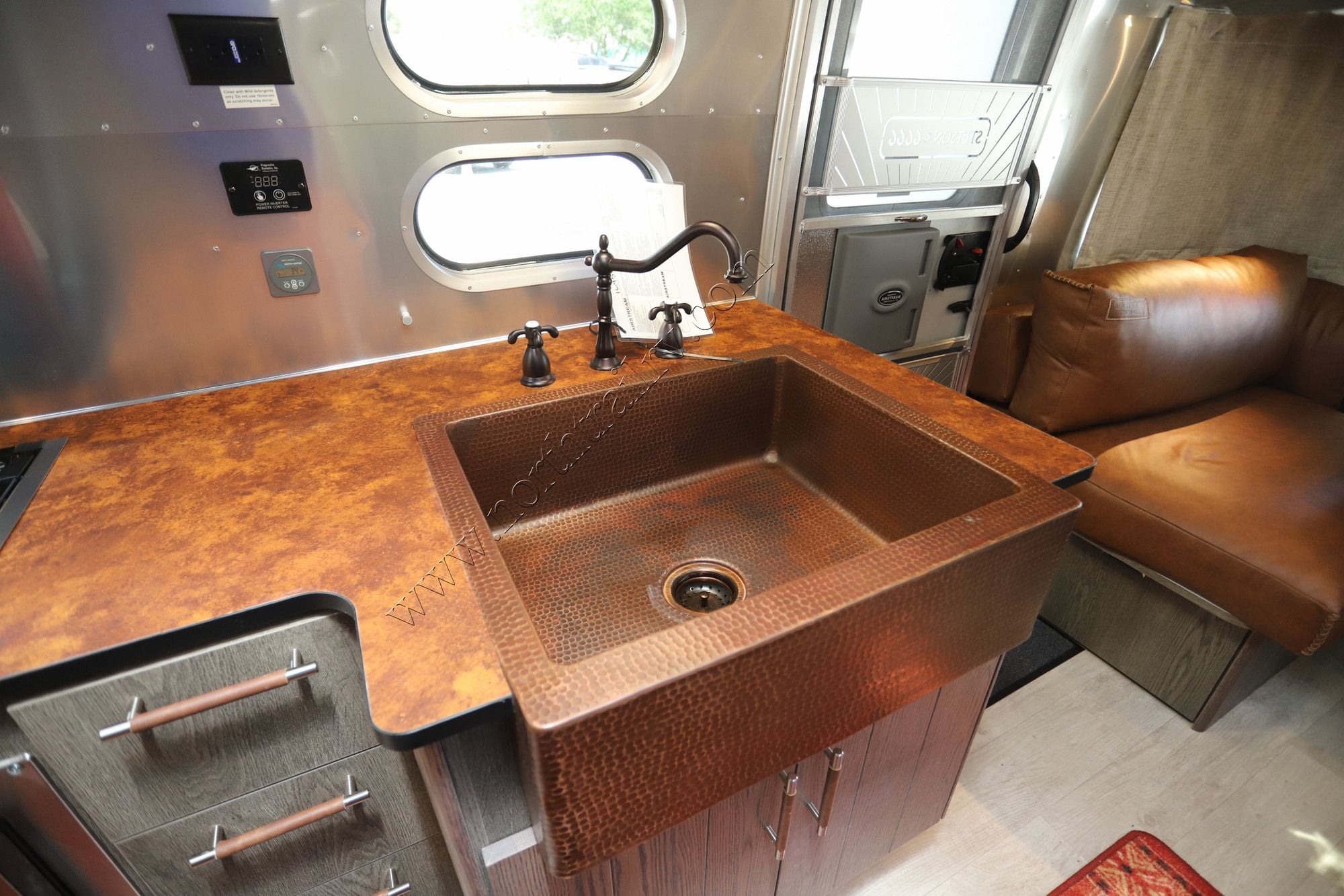 New 2026 Airstream Stetson 27FB Travel Trailer  For Sale