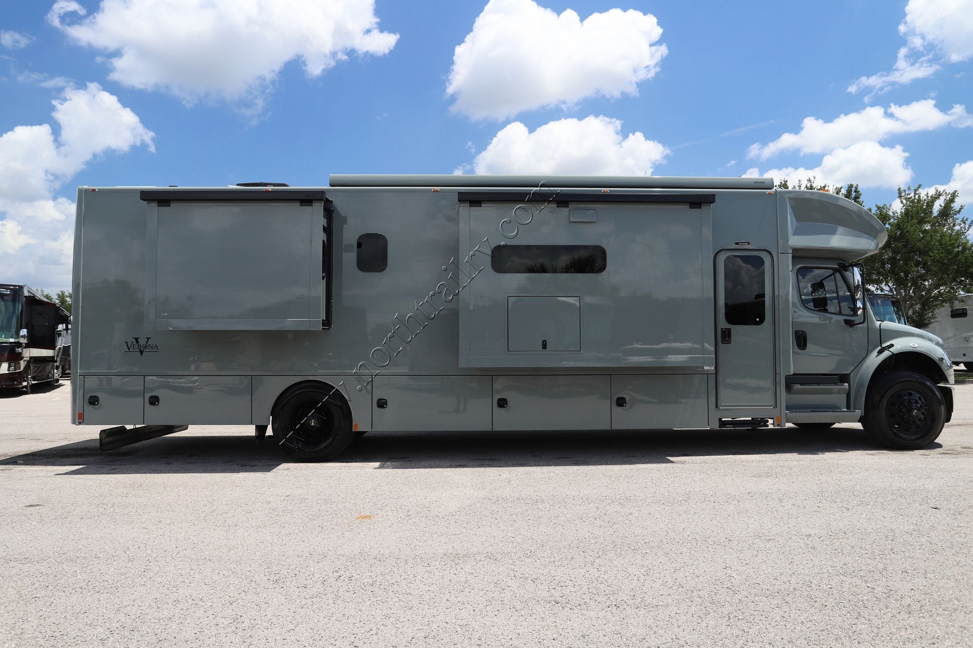 New 2027 Renegade Rv Verona 40VTR Super C  For Sale