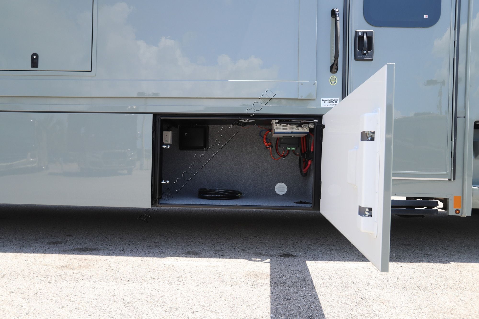 New 2027 Renegade Rv Verona 40VTR Super C  For Sale