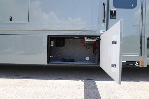 2027 Renegade Rv Verona 40VTR