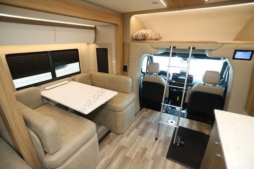 2026 Tiffin Motor Homes Wayfarer 25RW