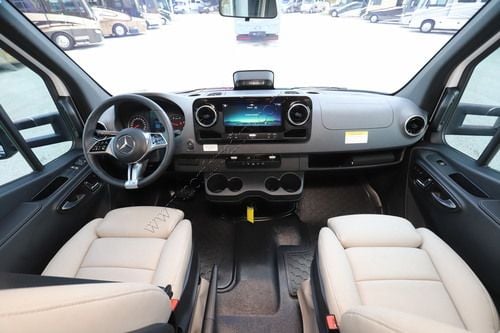 2026 Tiffin Motor Homes Wayfarer 25RW