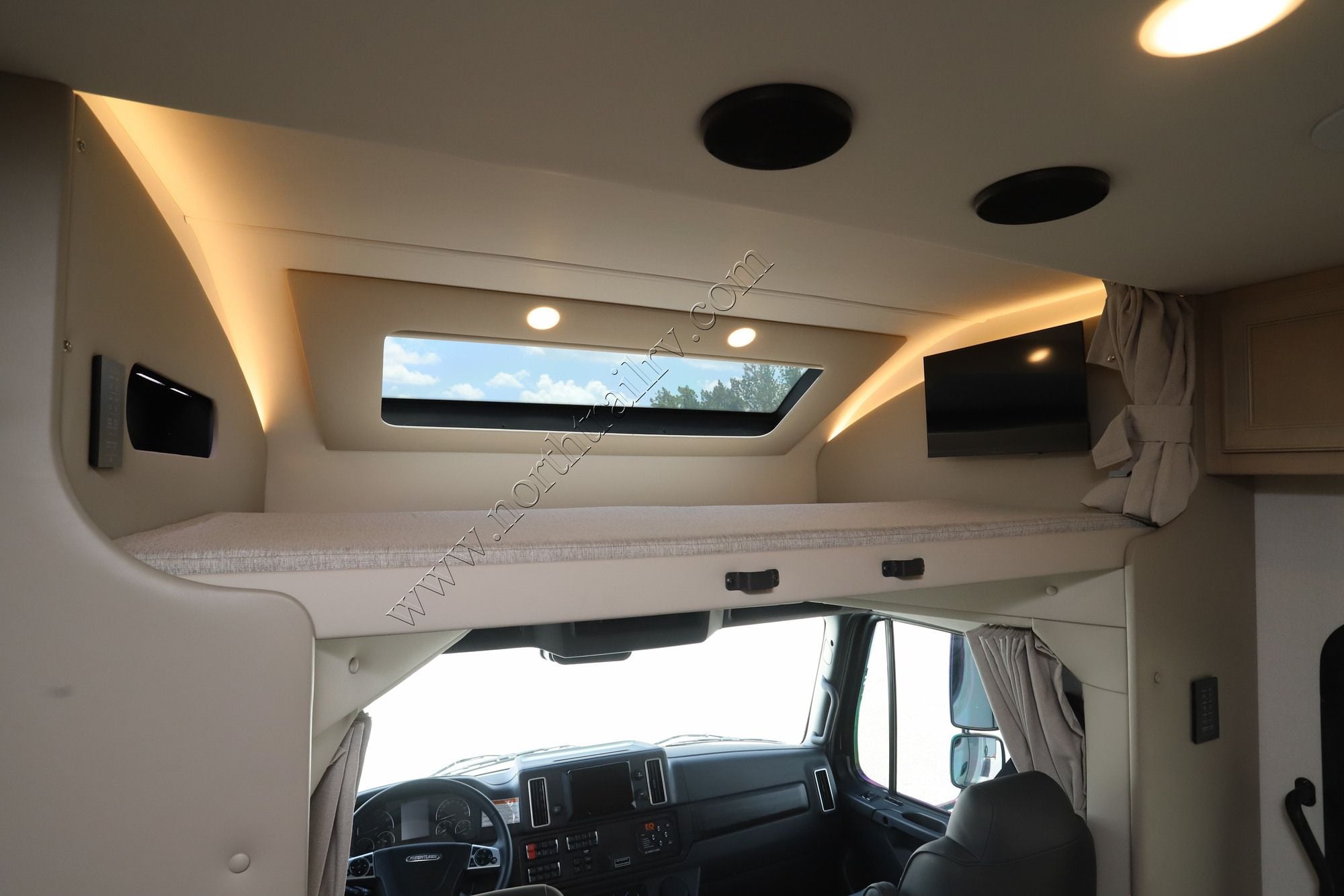 New 2027 Renegade Rv Verona 40VTR Super C  For Sale