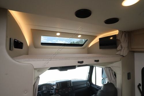 2027 Renegade Rv Verona 40VTR
