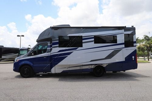 2026 Tiffin Motor Homes Wayfarer 25RW