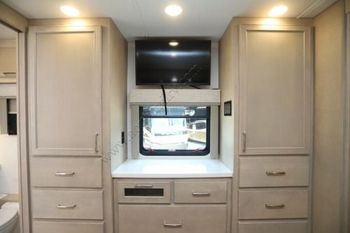 2027 Renegade Rv Verona 40VTR