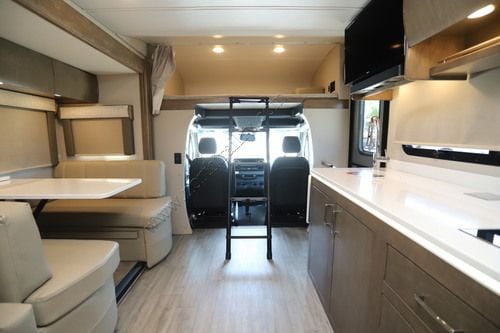 2025 Renegade Rv Vienna 25VRMC