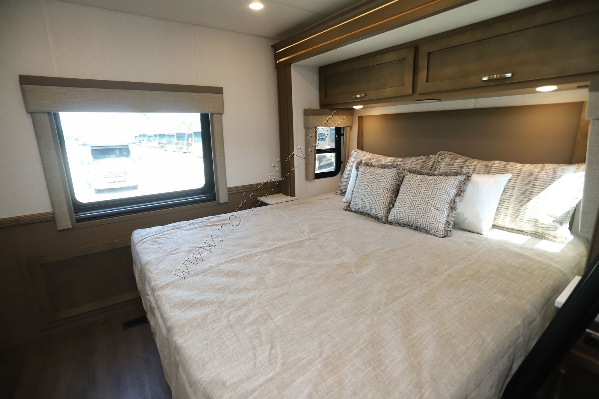 New 2027 Newmar Bay Star 3626 Class A  For Sale