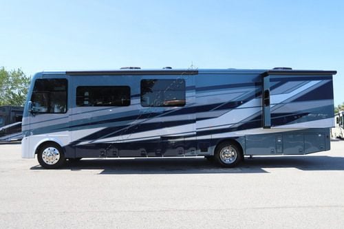 2027 Newmar Bay Star 3626