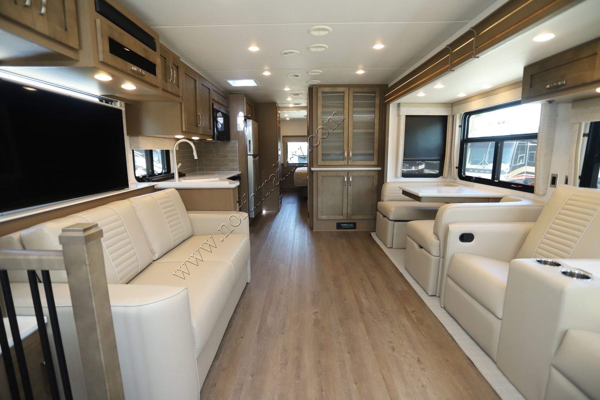 New 2027 Newmar Bay Star 3626 Class A  For Sale