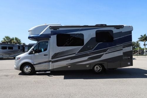 2025 Renegade Rv Vienna 25VRMC