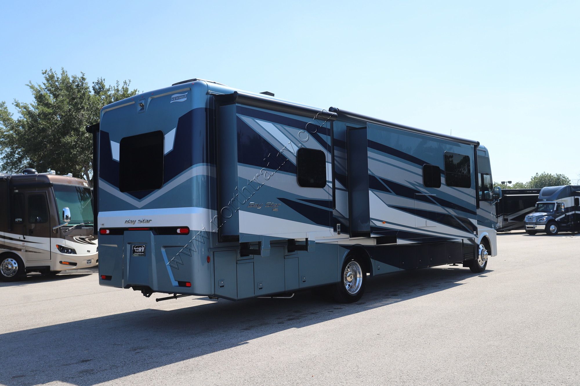 New 2027 Newmar Bay Star 3626 Class A  For Sale