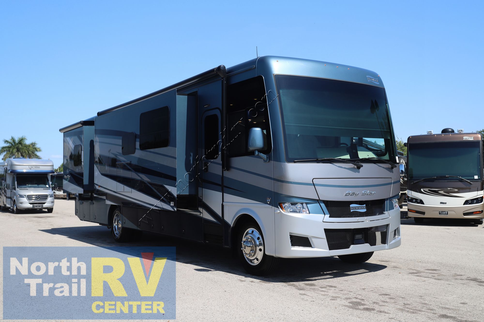 New 2027 Newmar Bay Star 3626 Class A  For Sale