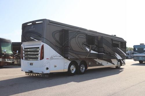 2021 Tiffin Motor Homes Zephyr 45PZ