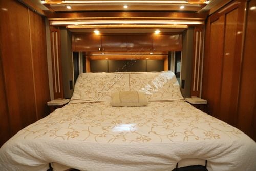 2021 Tiffin Motor Homes Zephyr 45PZ